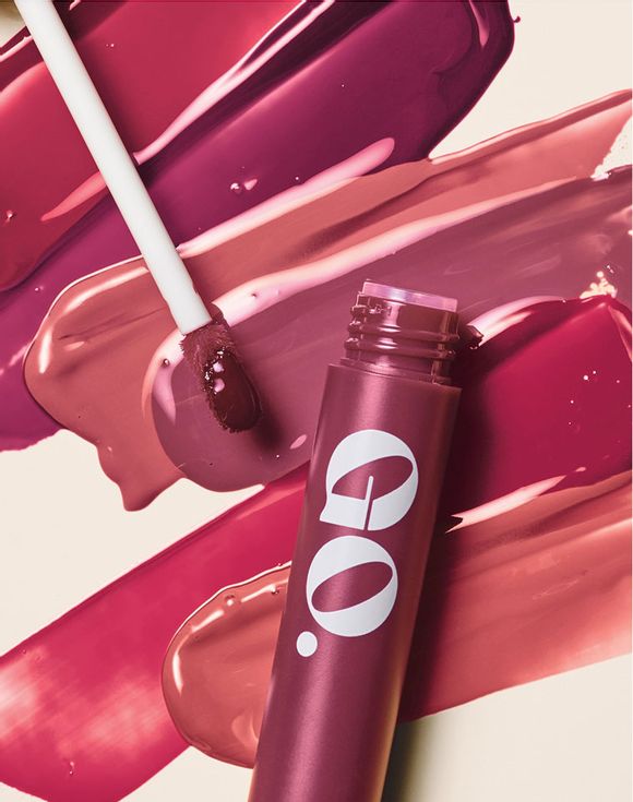 Lacquered lip gel